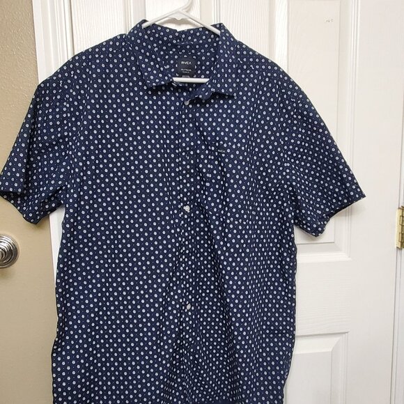 RVCA Men's Short Sleeve Button-Up Shirt Regular Fit Size 2XL - Picture 1 of 6